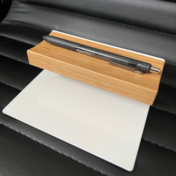 Note and Pen/Pencil Holder / Modern, Minimalist Desktop Organizer - Picture 1 of 5